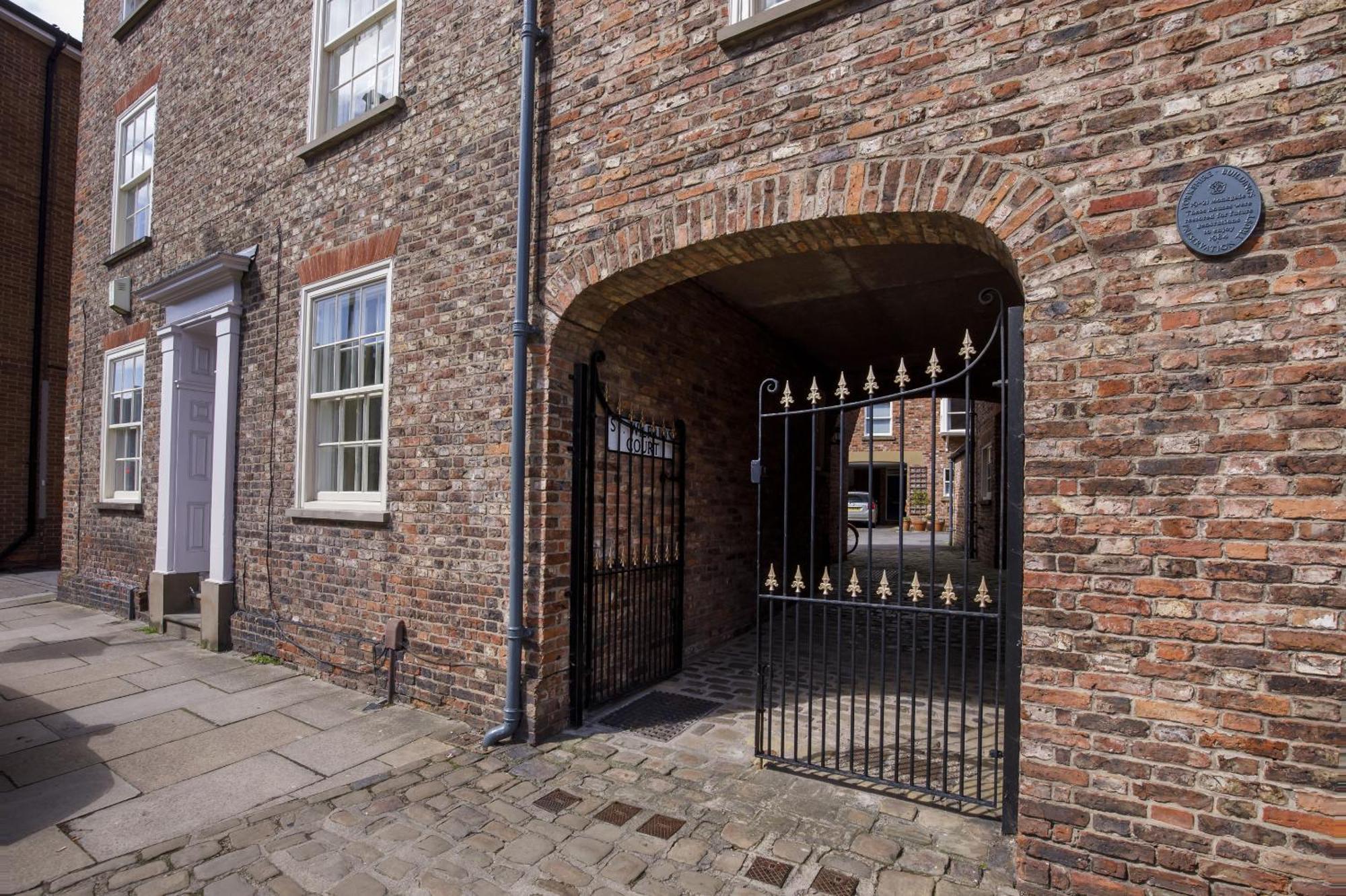 Villa St Wilfrid'S Court York Esterno foto